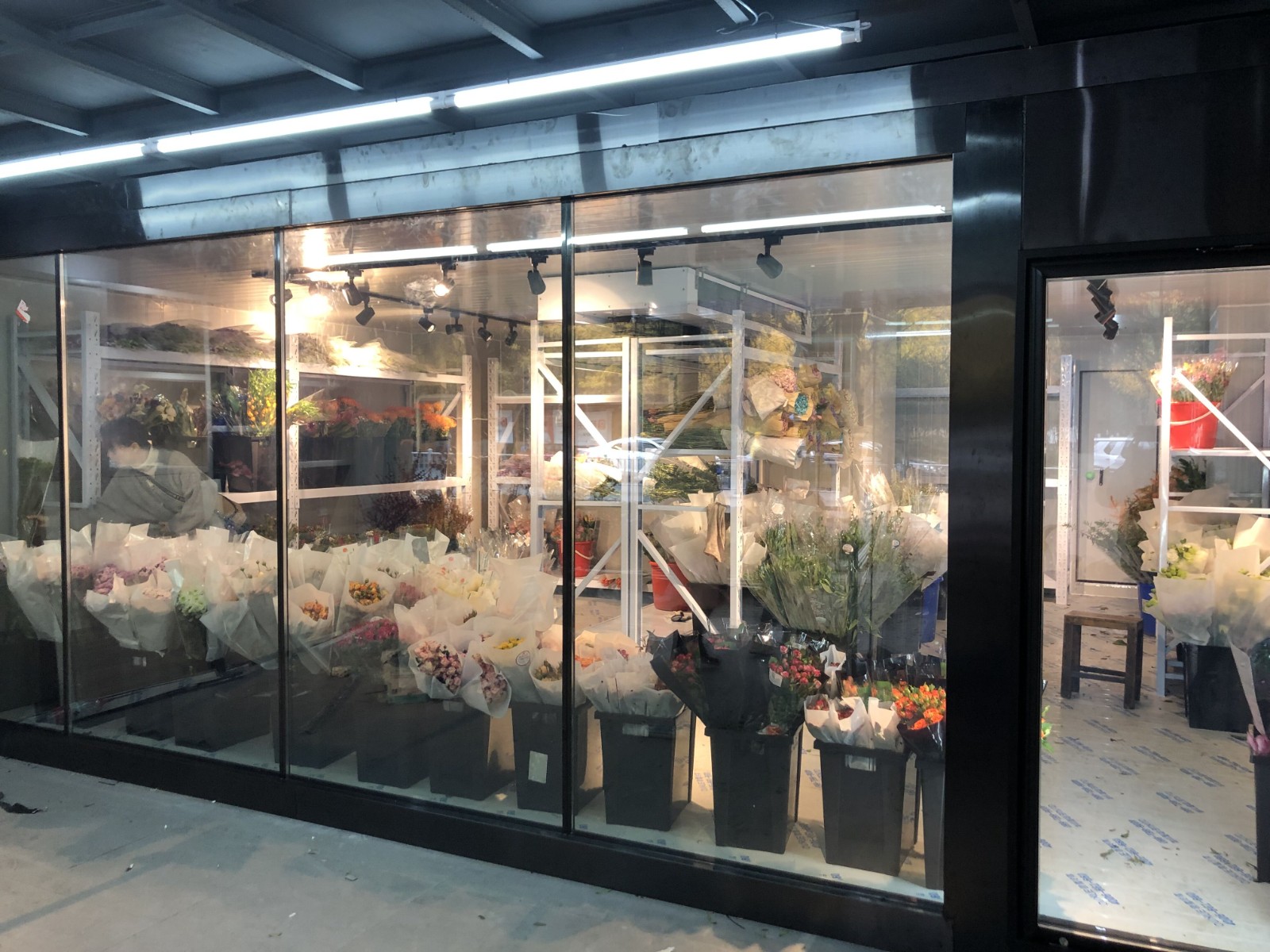 鮮花保鮮冷庫.jpg 鮮花保鮮冷庫.jpg