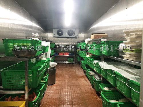 食堂雙溫冷庫安裝.jpg 食堂雙溫冷庫安裝.jpg